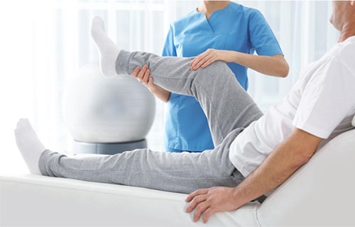 Physical Therapy for Successful Joint Replacement Recovery