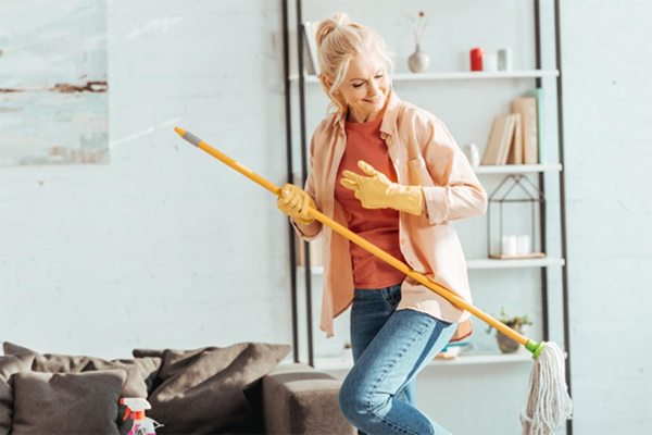 Spring Cleaning Your Joint Pain: When Is the Right Time to Consider Hip or Knee Replacement?
